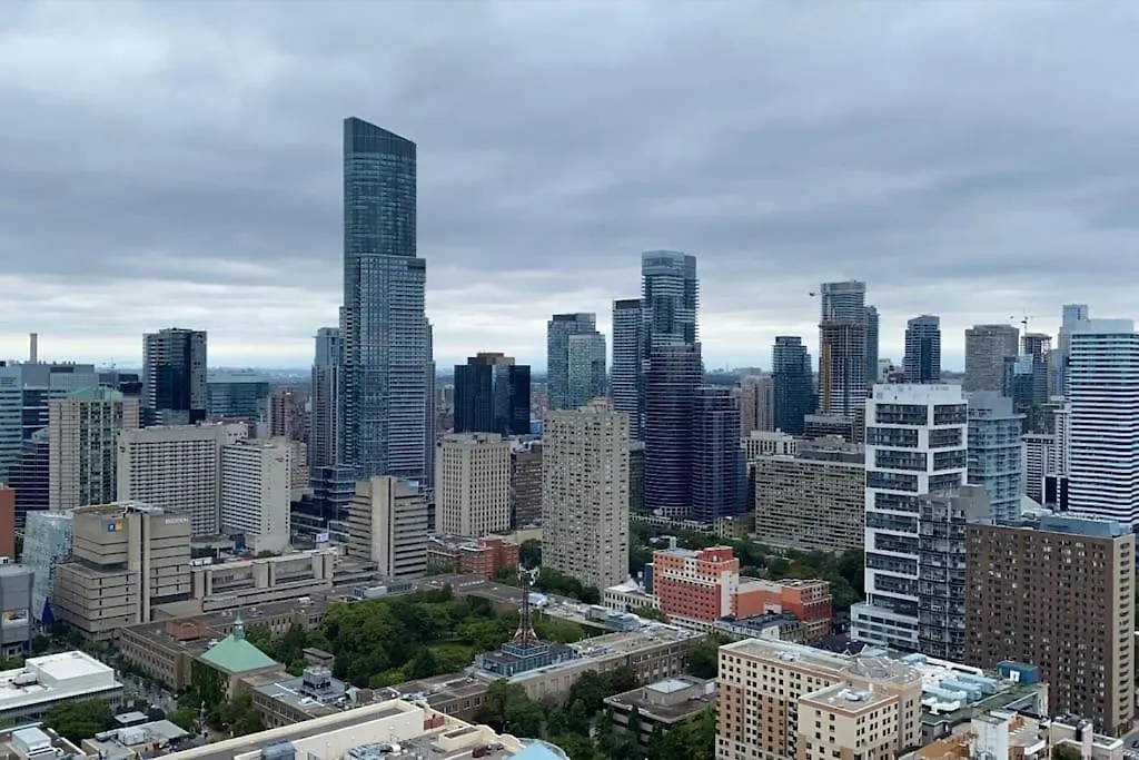 Downtown High-Rise Condo Near Eaton Centre Toronto